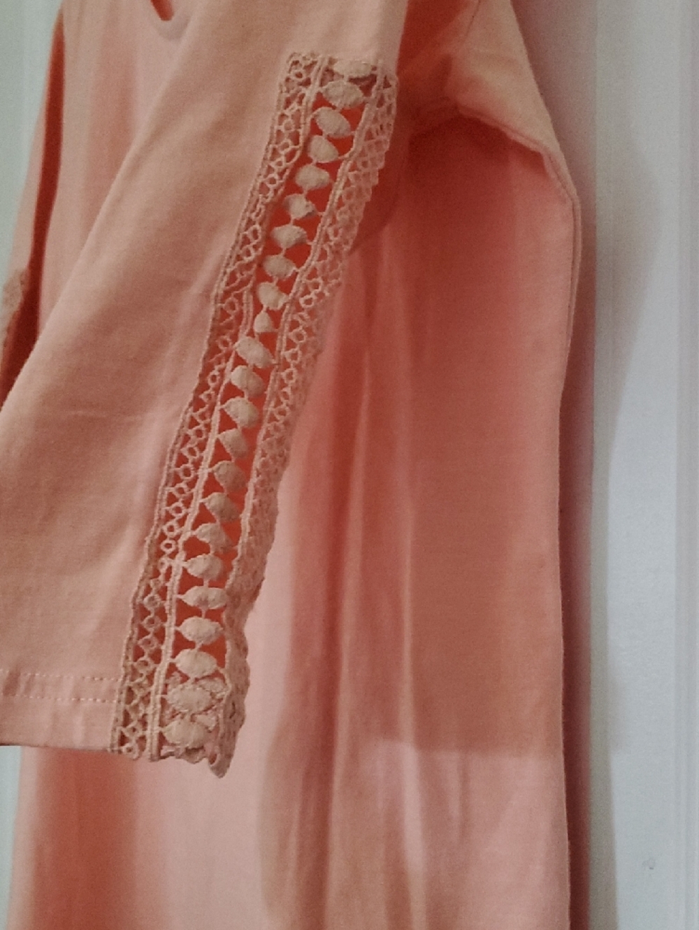 Simply Noelle Peach Crochet-Trim Henley Tunic - Picture 4 of 8